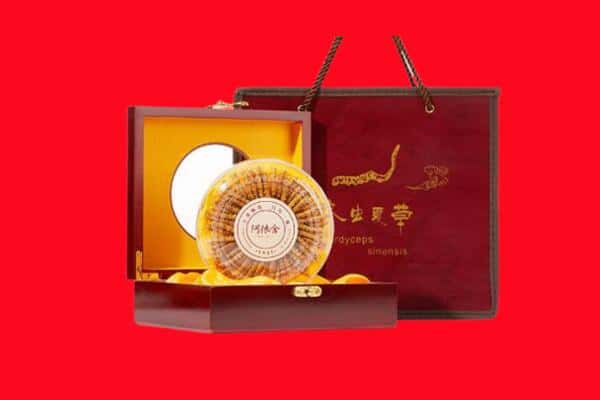 收购资讯:海口市回收冬虫夏草是按克吗